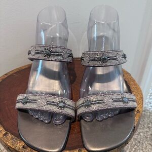 Ann Marino Gray Beaded Straps Low Heels with Rhinestones Display Shoe Size 9.5